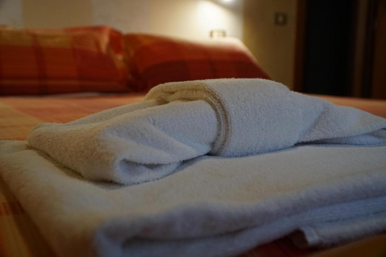 Hotel Iscla 埃多洛 外观 照片