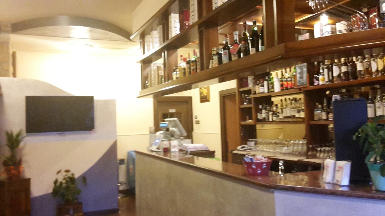Hotel Iscla 埃多洛 外观 照片