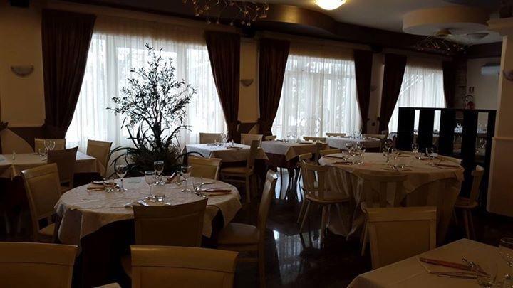 Hotel Iscla 埃多洛 外观 照片